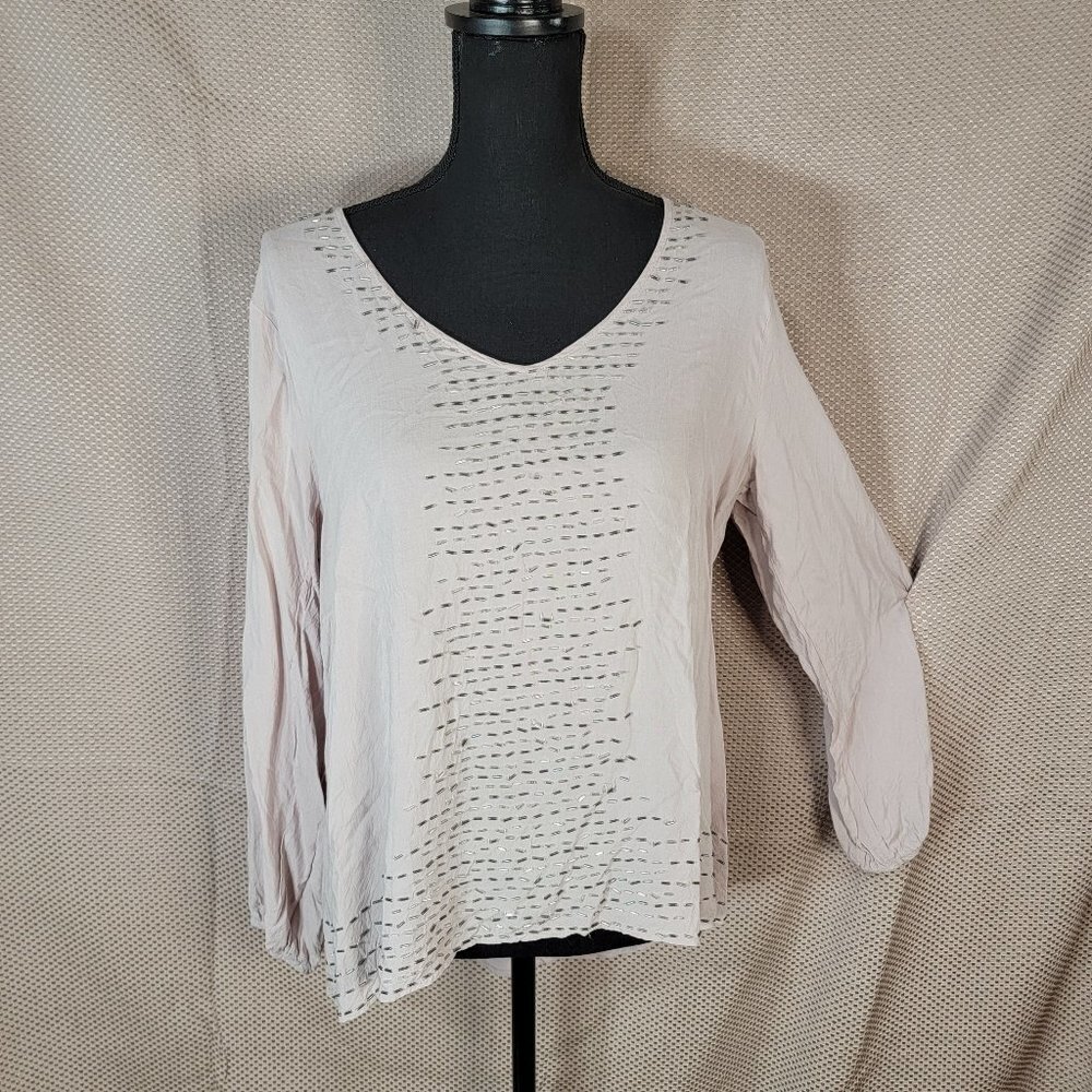 BKE Boutique Buckle Brand Beaded Boho Southwestern Blouse Top Hi Low Hem XL
